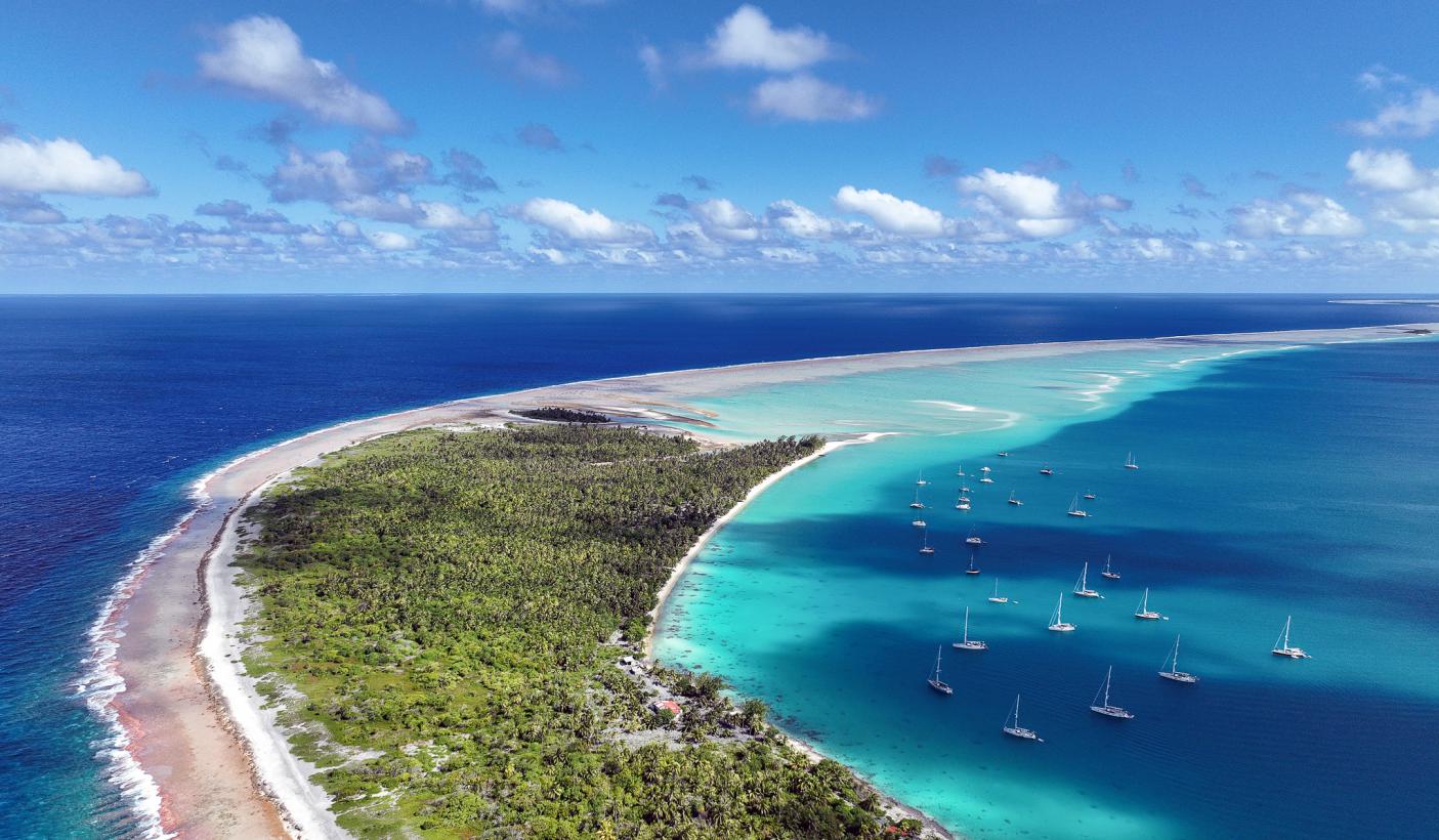 Oyster World Rally Fleet in Tuamotu Islands